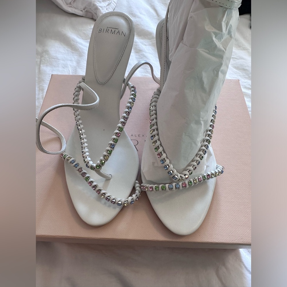 BRAND NEW Alexandre Birman sandals with crystals - size 40